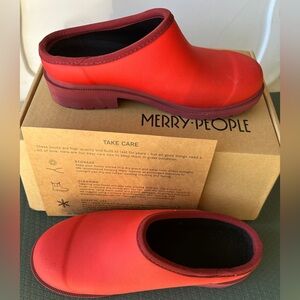 Merry People “Billie” Red Clog